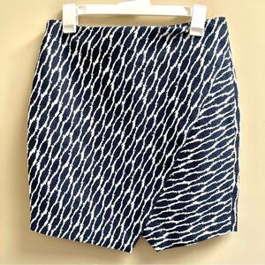 - Loft asymmetrical navy/white cotton blend skirt Sz M